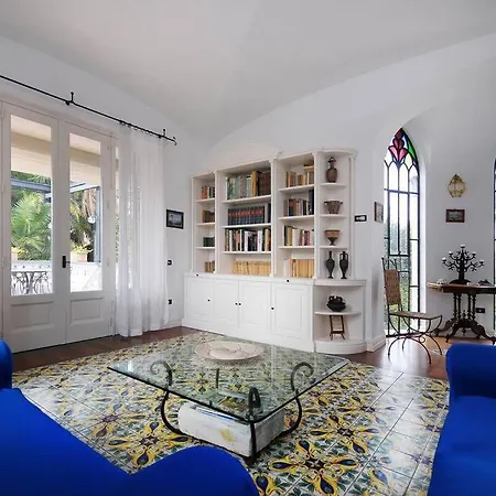 Antico Convento Sorrento فيلة *